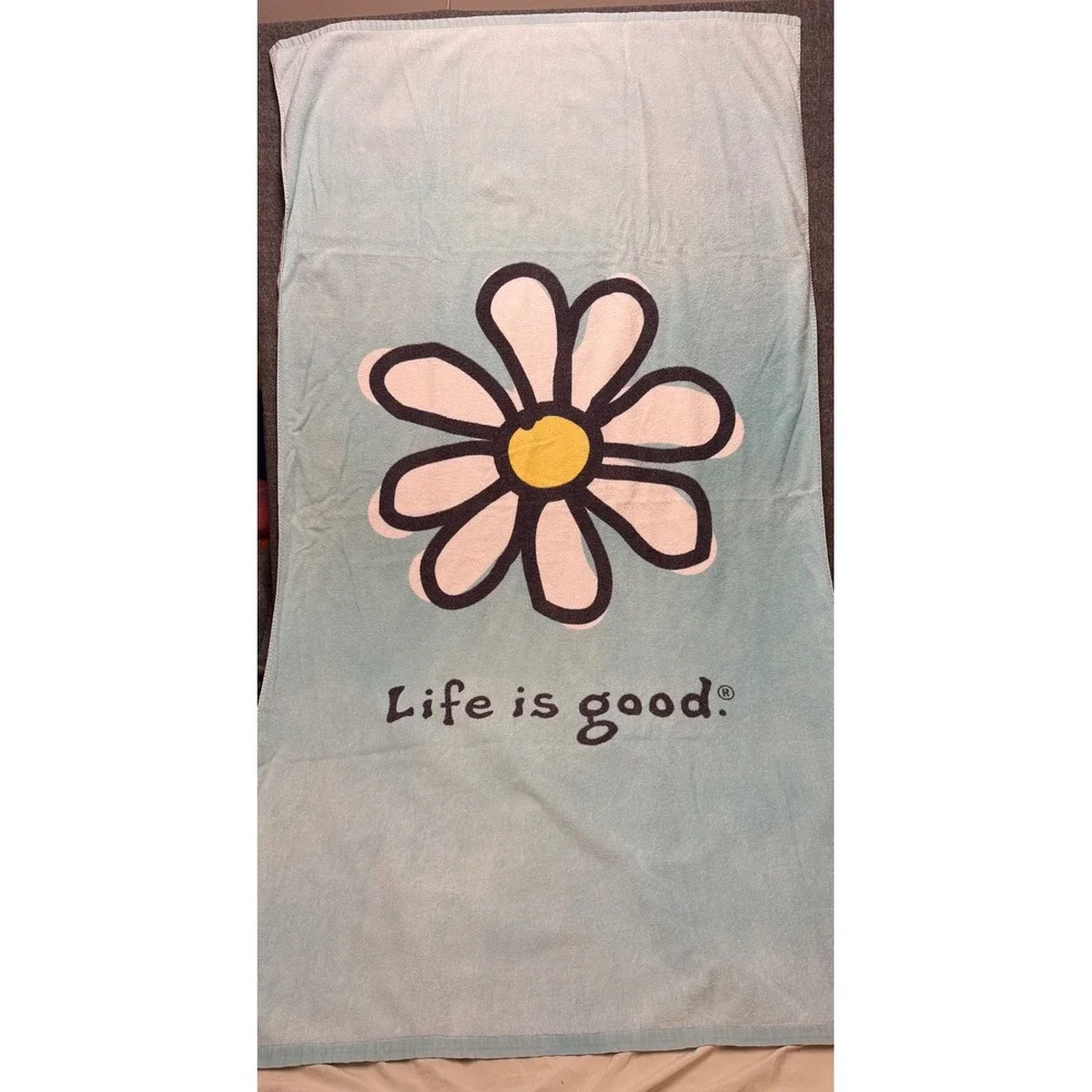 Life is Good Daisy Beach Towel Light Blue Cotton Blend Oversized Pool Towel